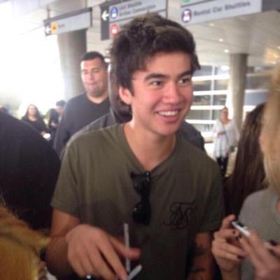 // @kinkywithlrh \\