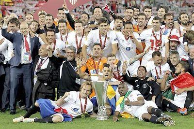 SEVILLA ES ROJAYBLANCA/Sevillista desde la cuna y hasta la muerte /Mi pasion el futbol !//,IVAN RAKITIC,JESUS NAVAS