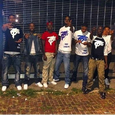 IN LA WE TRUST....MANNY600 FREE ALL MY SUPA SAVAGES Free 9 Free 22 Free Mak Free Mthang Free Booka STEVEDR LAGANG BALDYWORLD DBLOCK