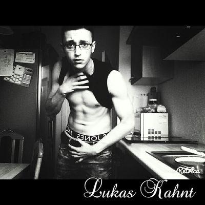 Lukas_kahnt's profile picture. 