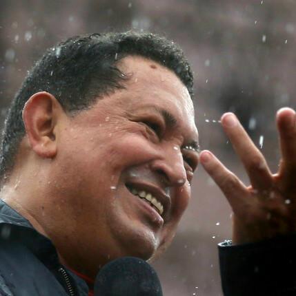 Venezolano Egresado de la Mision Sucre en Administración, soldado no militar de esta Bella Nacion Revolucionaria