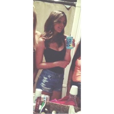nicole black, 18, single.