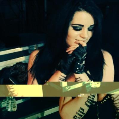 um yeah sorry I just made this fan page. but I love Paige! And she has the sexiest accent. #ScreamForMe