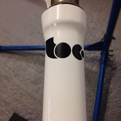 Loco Tuning provides servicing and tuning for forks and rear shocks, from manufacturers such as Rockshox, Fox racing shox, Marzocchi & DSP Distributor