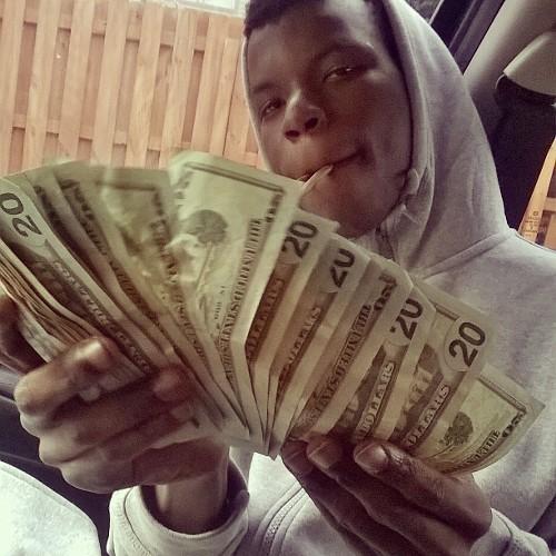 FREE AWAX AND TREEJ #4Hunnid