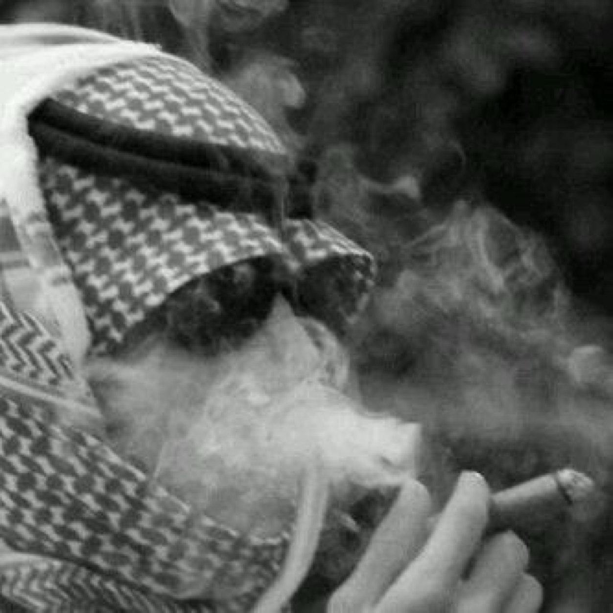 الحمد لله دائماً وأبداً .. من مواليد ١٩٩٦م .. إنتقائك لأحرفك يعكس أخلاقك وتربيتك .. الرياض _الدوادمي _ الجمش .. للتواصل عبر : BBM:26478F08_