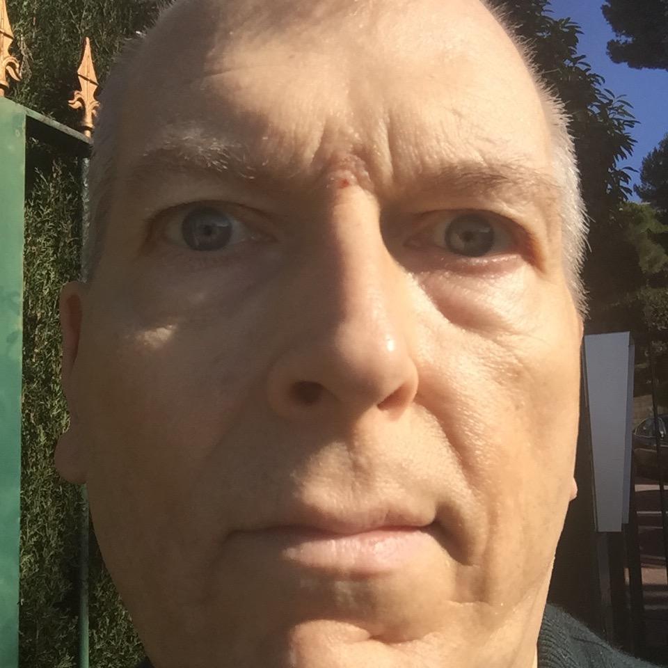 Nours0675's profile picture. http://t.co/xKqlQ7c3Yd