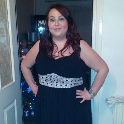 vickyembo87's profile picture. I work hard and play even harder 
Love my Neil ❤