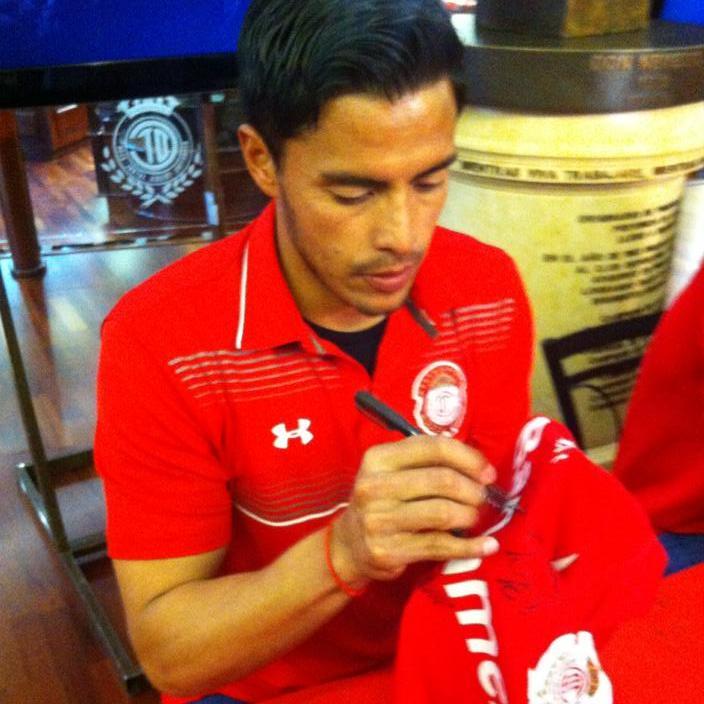 Página Comunitaria Sobre @1AlfredoTala y El @TolucaFC También Apoyando a la @FundacionAT