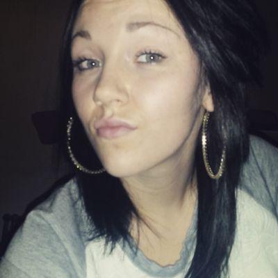 Live life to the full up for a laugh but will tell you how it is....               BBM 53486B3B       Instagram Keelymarie_93