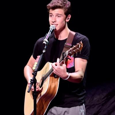 ccanadianmendes's profile picture. 