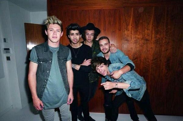 ONE DIRECTION, LITTLE MIX AND CHER LLOYD....DIRECTIONER , MIXER AND BRAT FOREVER