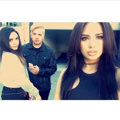 Can you please follow @theomahaboyz