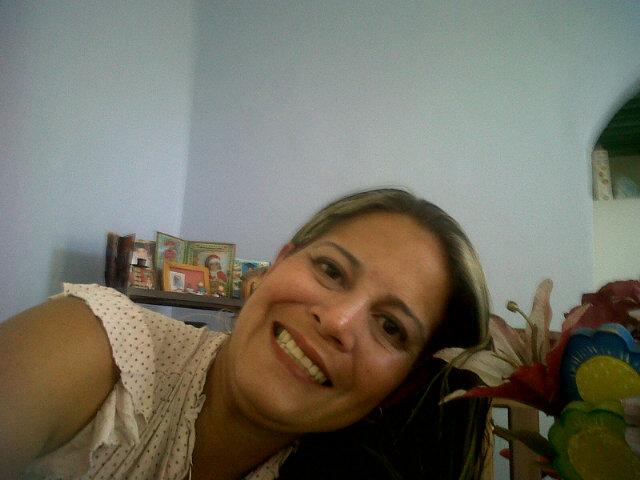 Licenciada en Enfermeria UC.