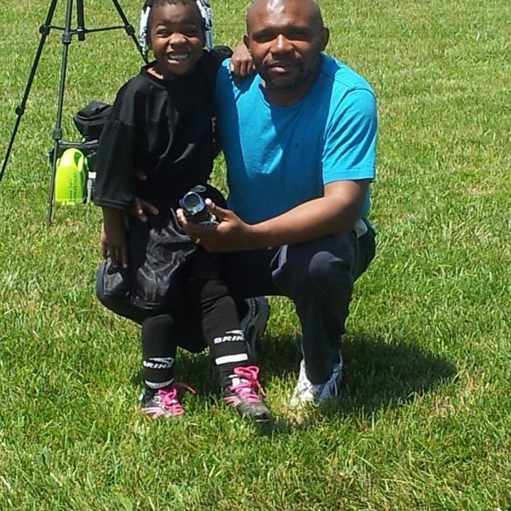 Hello, my fellow twitters. We are the Fitts family, new to twitter but love to hear from you.