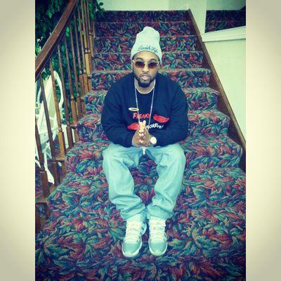 Man of God
Founder | Creative Director of Lavish 4 Life Clothing Co
IG:@Lavish_Life313 & @Lavish4LifeCollection
 #FreakyForever #FUN