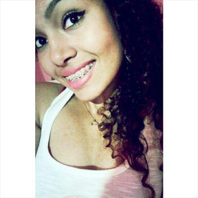 19 // Áries  // Familia ♥ // Deus acima de Tudo *-* // Mais só de ouvir tua voz, já me sinto bem (8