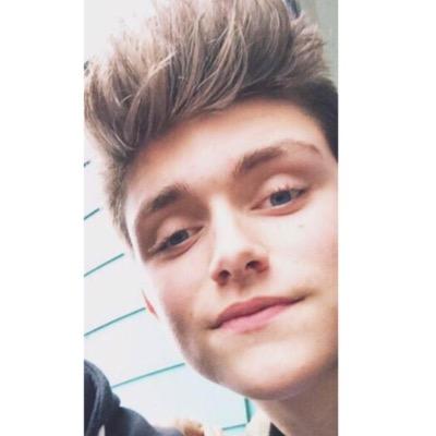 sorry for cropping people out