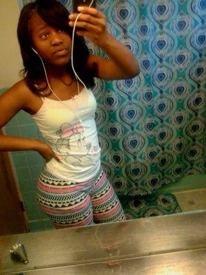Fmoi @famouss.nelle Under 18 Class of 2016 Graduate