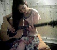 kjjina_'s profile picture. 오직 하나 다른 삶을 살고 싶어졌고 사람들이 모르는 것에 대해 알고 싶어졌고 귀 기울이게 되었다. 사람들이 관심없어 하는 이 중요한 일에 대해 누구에게든 이야기해 주고 싶다