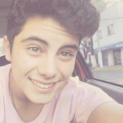 Actor| Modelo Instagram: @emiliocaballer_