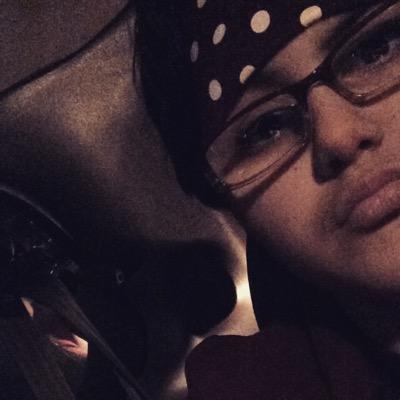 follow me need more followers cuz ya i like followers ❤️ love my friends and my family alot so ya..No me gusta la gente falsa