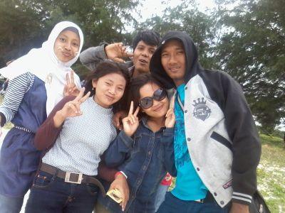 insyaallh ap ada a,,,jka pngn tw,,,fllow azz,,
