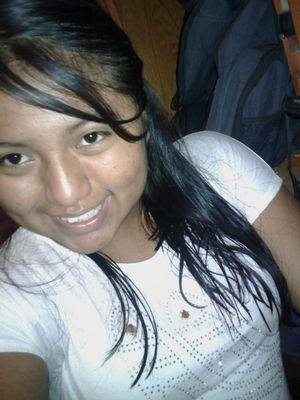 felizzz y amo aaaa MANDO MI BB ♡♥ mis hermanas son y seran siempre las comanders :* besitos
