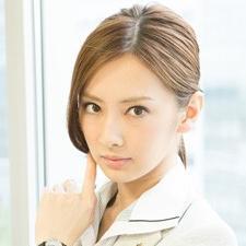 北川景子さんの癒される写真をお届けします。