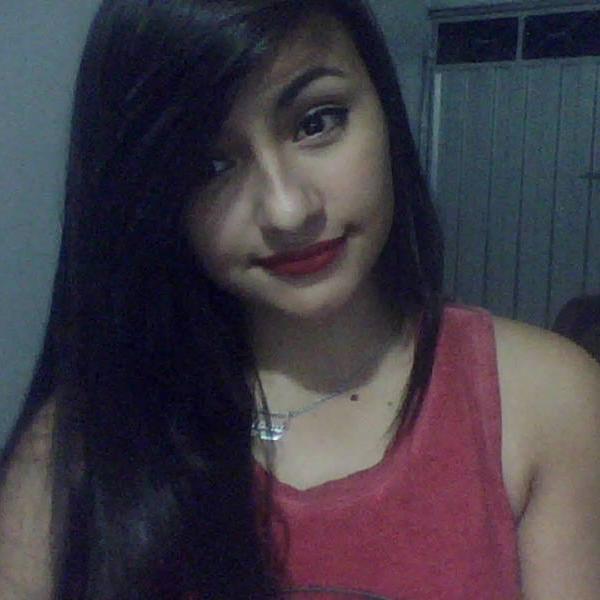 yulicarrillobau's profile picture. soy yuli tengo 17soy colombiana!! ♥ mis idolos son @justinbieber y @MileyCyrus soy belieber y smiler :D