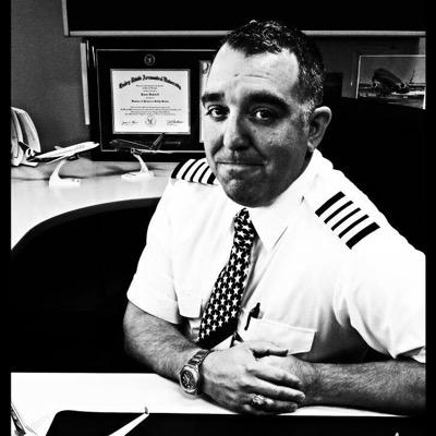 Jasonaoa737's profile picture. The737Guy teaching 737 stuff!