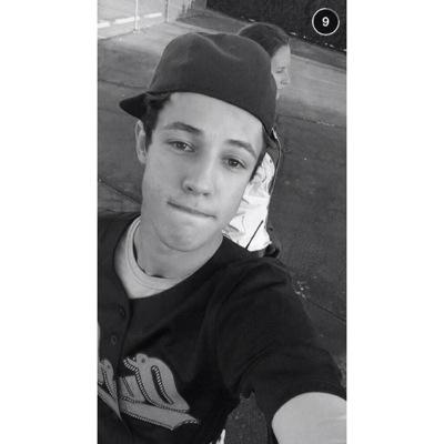 lol ur not cameron dallas