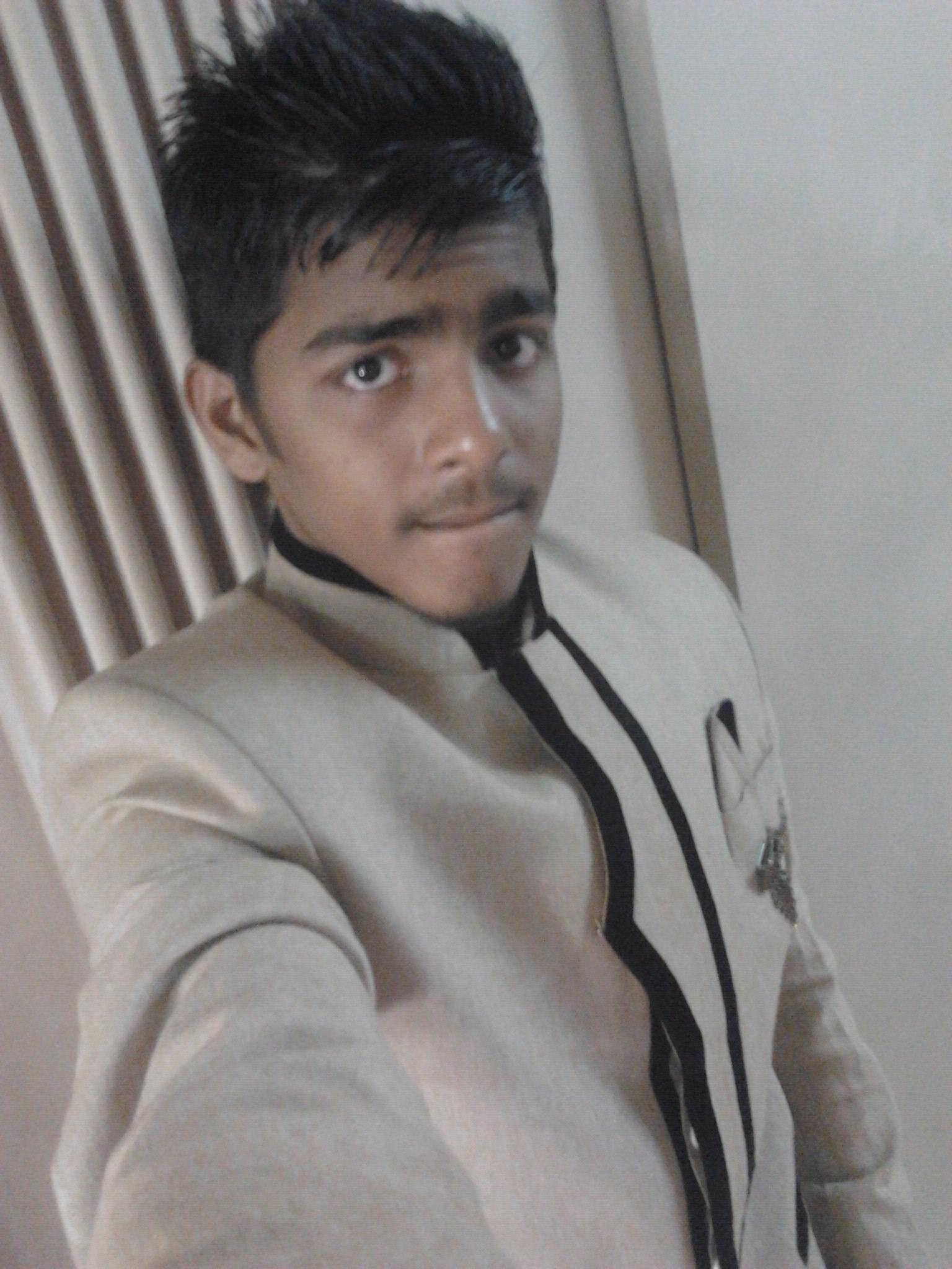 #photography lover#animals are my life#musix lover#1k by my bday#wish me on 10th june