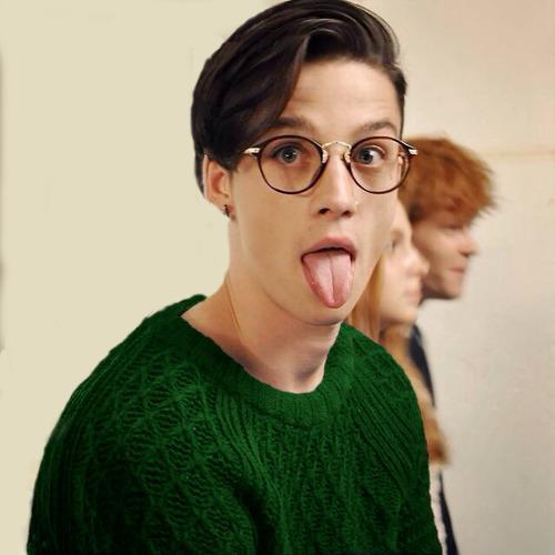 FoxySnake_'s profile picture. You don't want to know me, I'm no good. Slytherin, musician, dealer... || #HPRP - MV - Possible NSFW - #HPNextGen ||