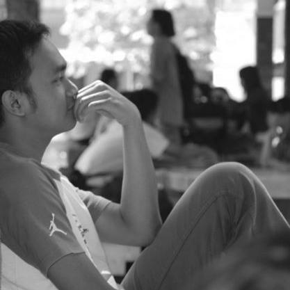 bekerja adalah suatu bentuk ibadah..maka iringilah pekerjaan kita dengan doa..