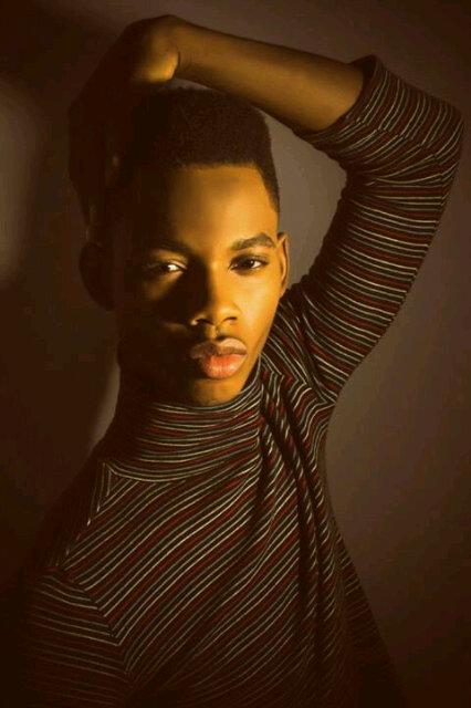 Fashion freak,chiller/flexer,4un luva,humble,talented.,all in all #wholepackage