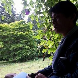 暫く休息してましたが、参議院選挙2025の選挙戦始まる頃から思うところあり復帰。平和ボケと言われるかもしれないが、1に実践、2に実践、3、4が無くて、5に実践の汗水掻きながら、理性ある外交による世界平和を望みます。