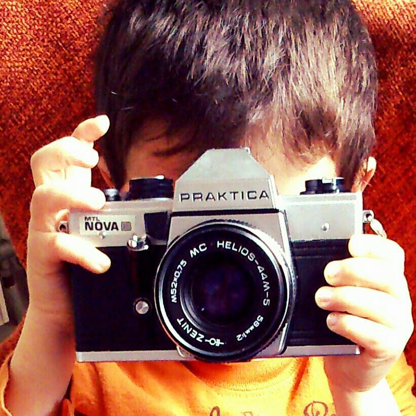 g_lit's profile picture. 