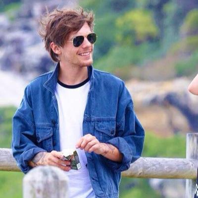 directioner☺️❤️|| main acc~ @lookatmendesx ||
