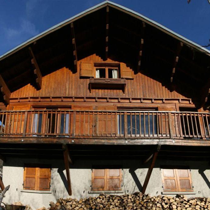 Manali / Chambres d'hôtes bien être dans un chalet au cœur des montagnes! _ http://t.co/cN8m6oFy2P + http://t.co/M8f6GHK1TC