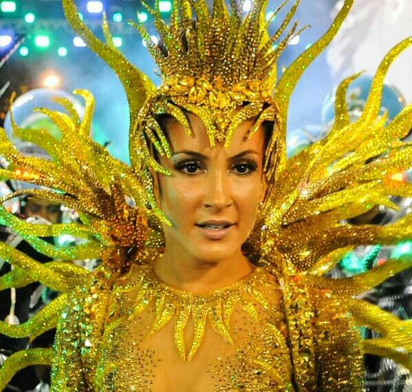OficialNation's profile picture. Perfil Dedicado a Nossa Canttora♥☆Claudia Leitte☆#PadrãoRocNation (Oficial)        ♡Instagram: @padraorocnation