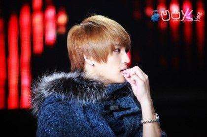 V(Freedom.J/연재중) 김재중/ 한국 비밀경찰 adonis소속/ 까칠함/ 25