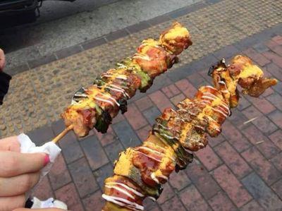 갠적인 질문 안받아요 (거주지.나이등등) 뚱뚱하다고 욕하지마..  약간 레즈끼도있어