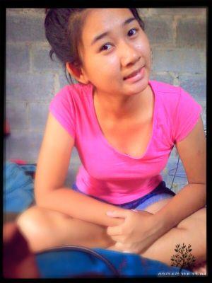 ชื่อแป้ง อายุ 17 ยุชลบุรี  LINE ID : 015pang