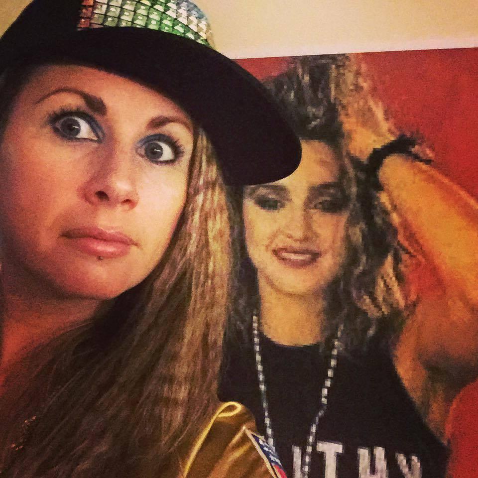 Weasal's profile picture. Rainbow Soul with extra gay VFM •   Bonafide Clexa trash