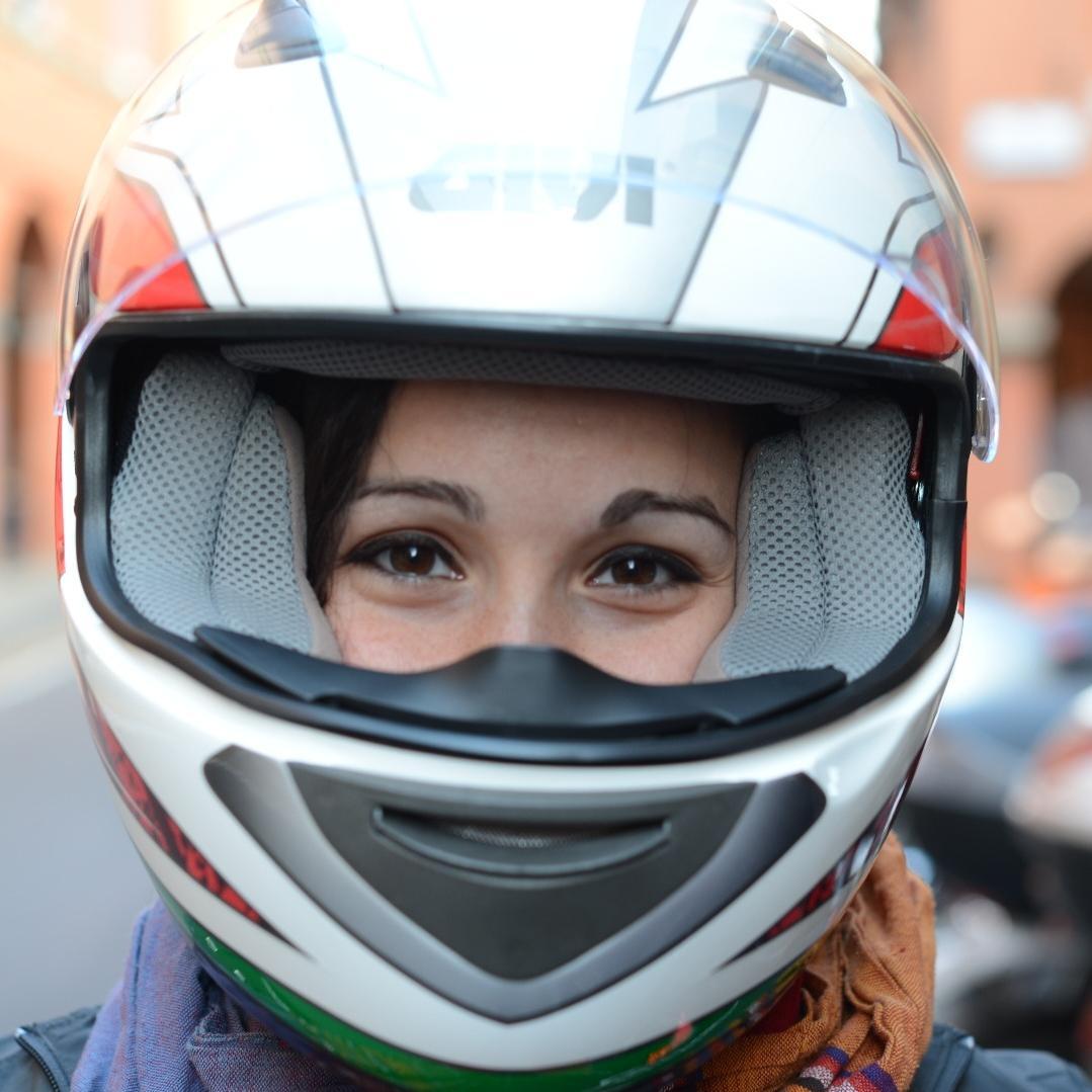 ladisalvolaura's profile picture. I was a runner