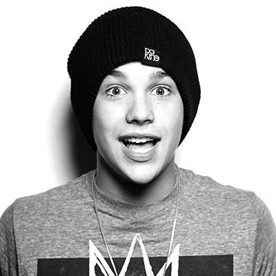 18. Mahomie from Spain. @Austinmahone is like my brother. #MMMYeah !