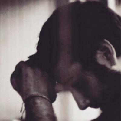 هُنا للجرح ( صوت ) 🎻
