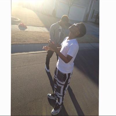 #Single
Follow me on IG @_Top.Class_ 
Dress Game A1