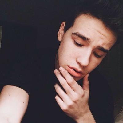 yay austin follows; im actually cool af